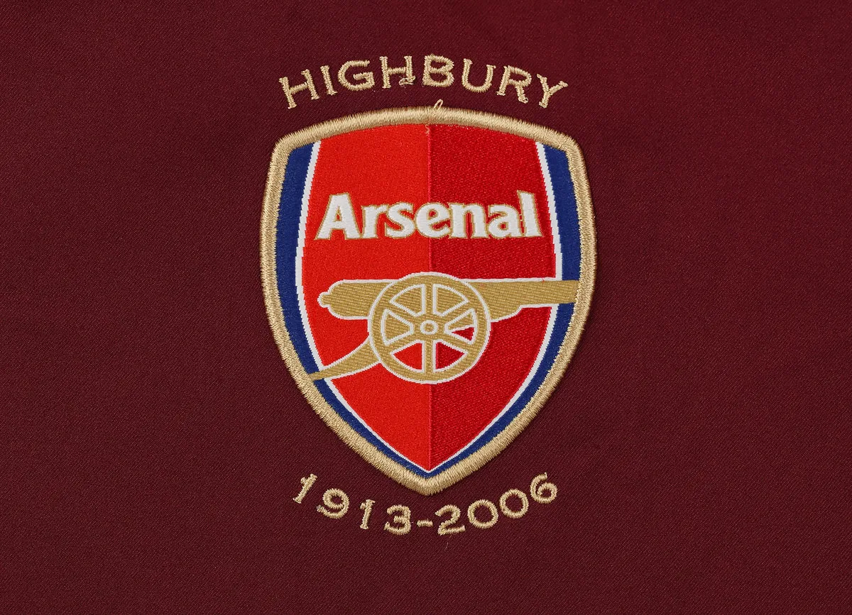 Arsenal 2005 Nike Home Football Shirt - Red - M