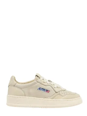 Autry Medalist Low Sneakers In Winter White Nappa