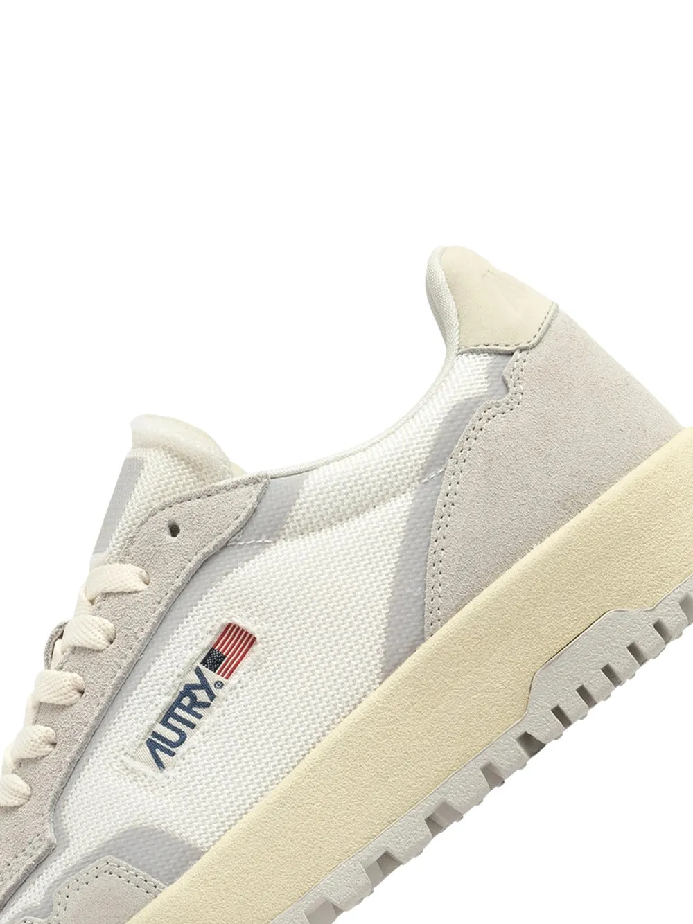 Autry Wildpace Low Sneakers In White Mesh And Suede