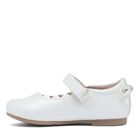 Clarks ANNABELLE JRN White Pearl