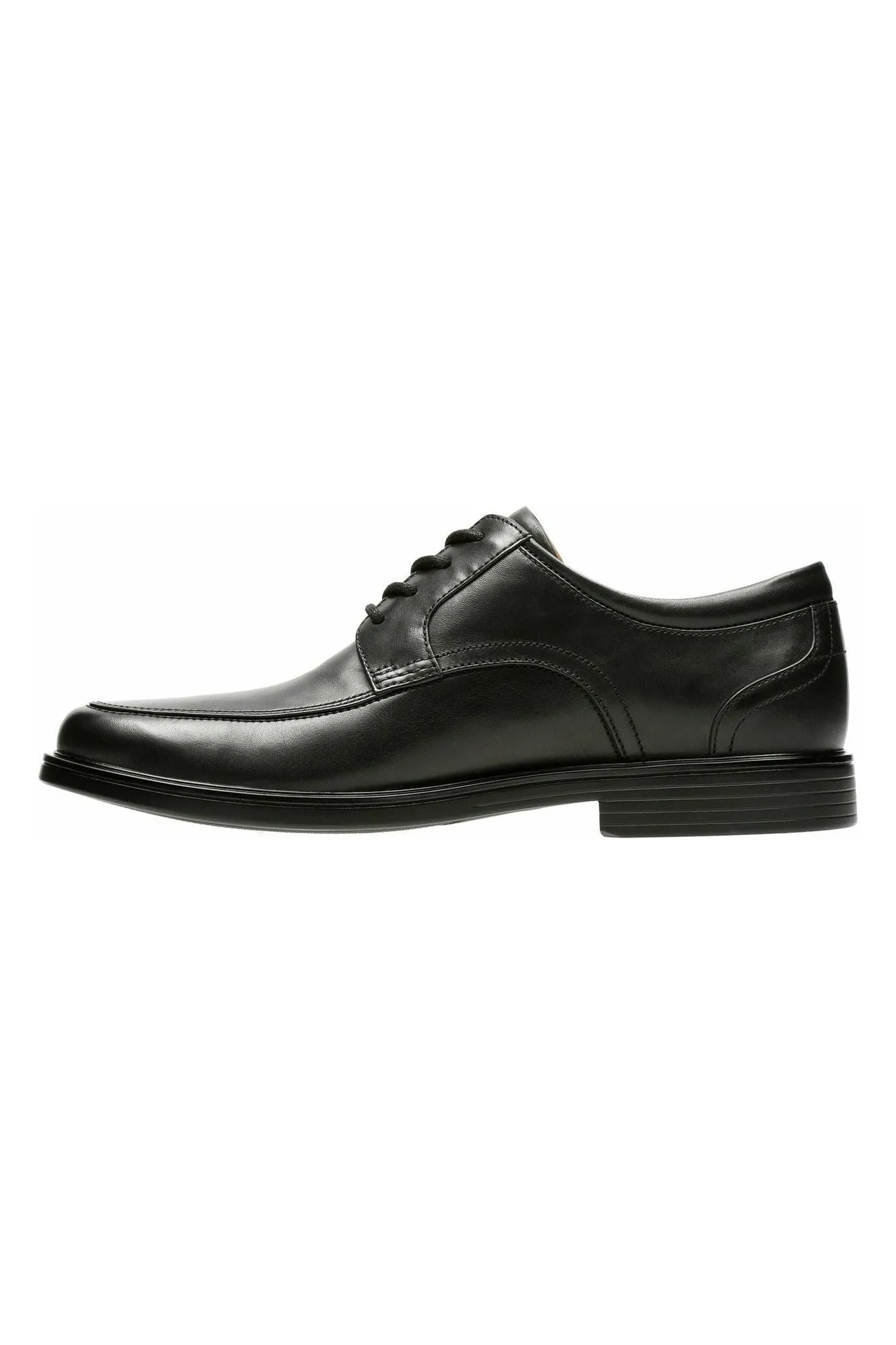 Clarks Un Aldric Park black