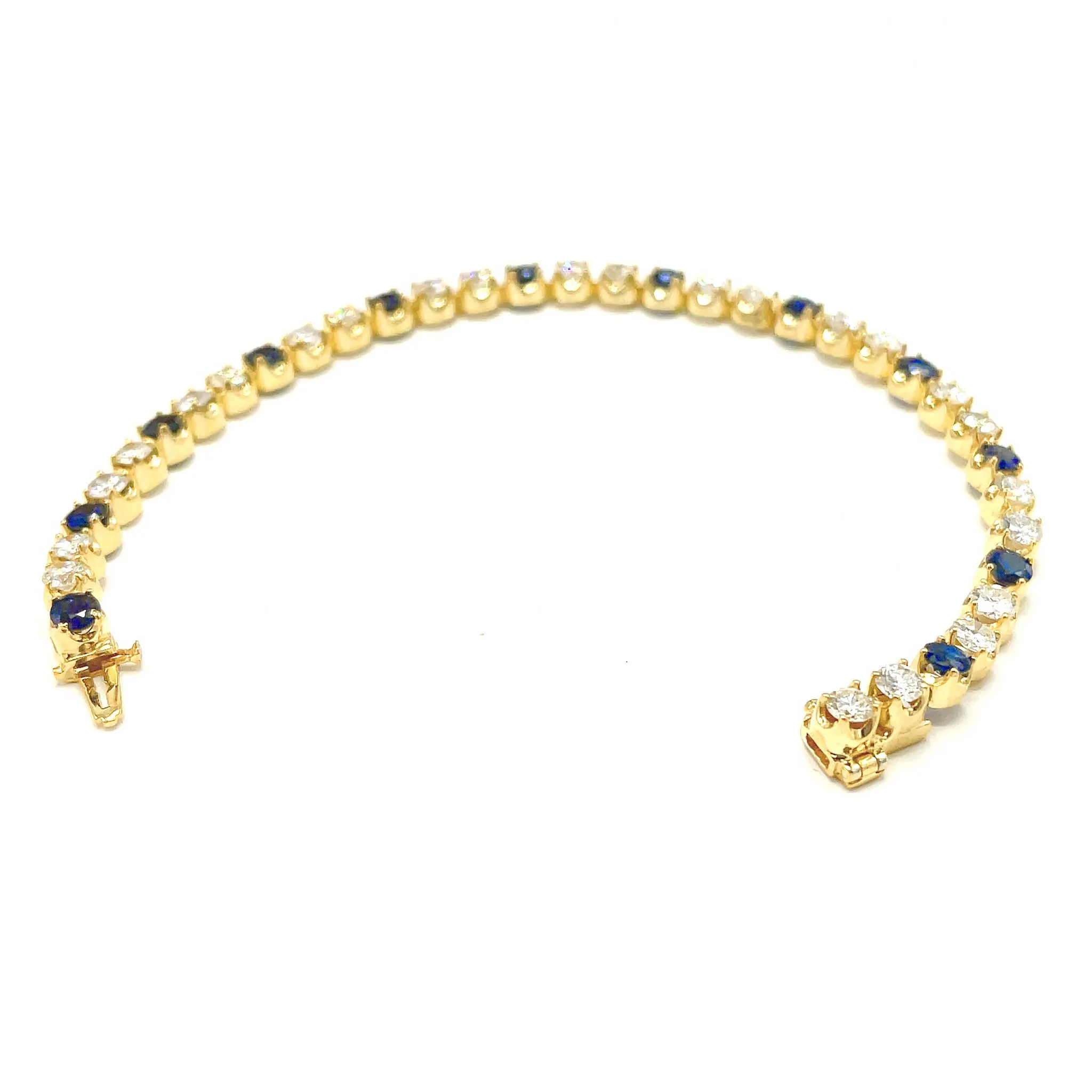 Classic Diamond & Sapphire Tennis Bracelet in 18k Gold