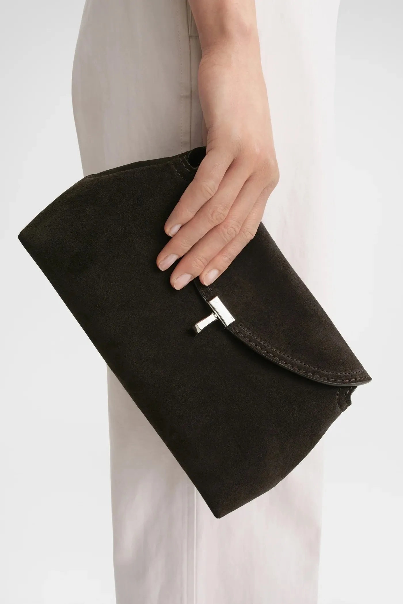 Clutch T-Lock Suede in Espresso