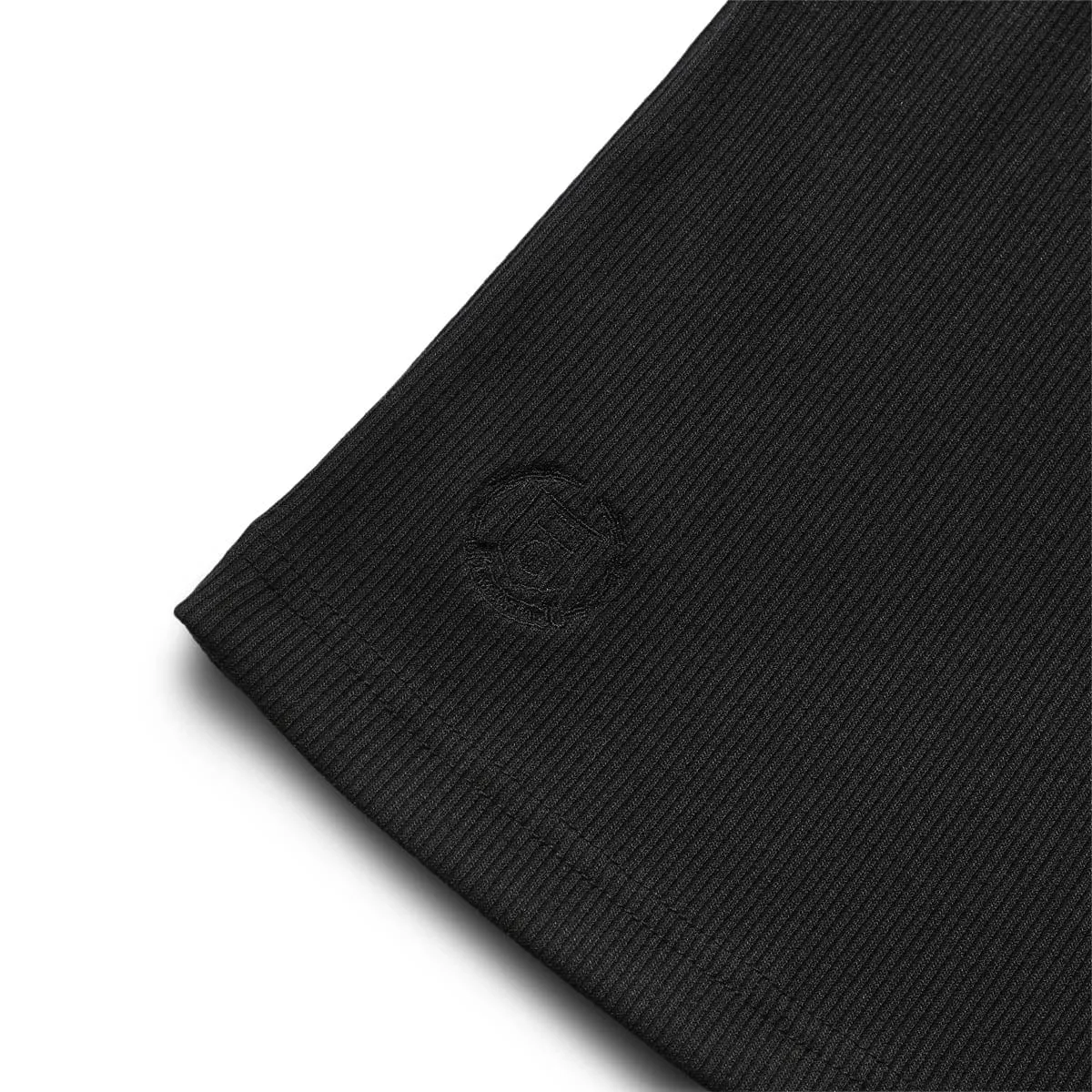 CREST TANK BLACK | Bodega