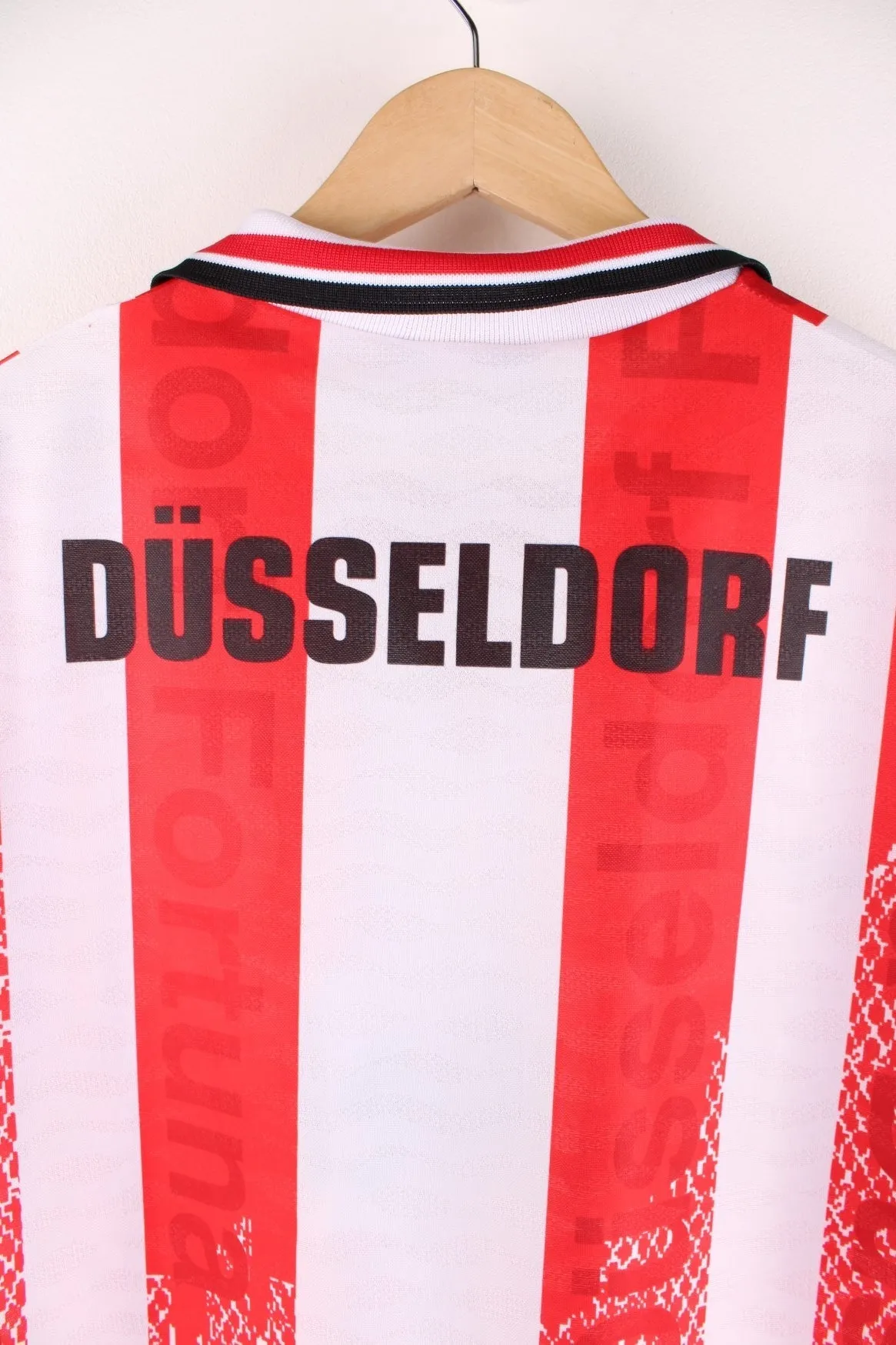 Fortuna Dusseldorf 1996/97 Umbro Football Shirt