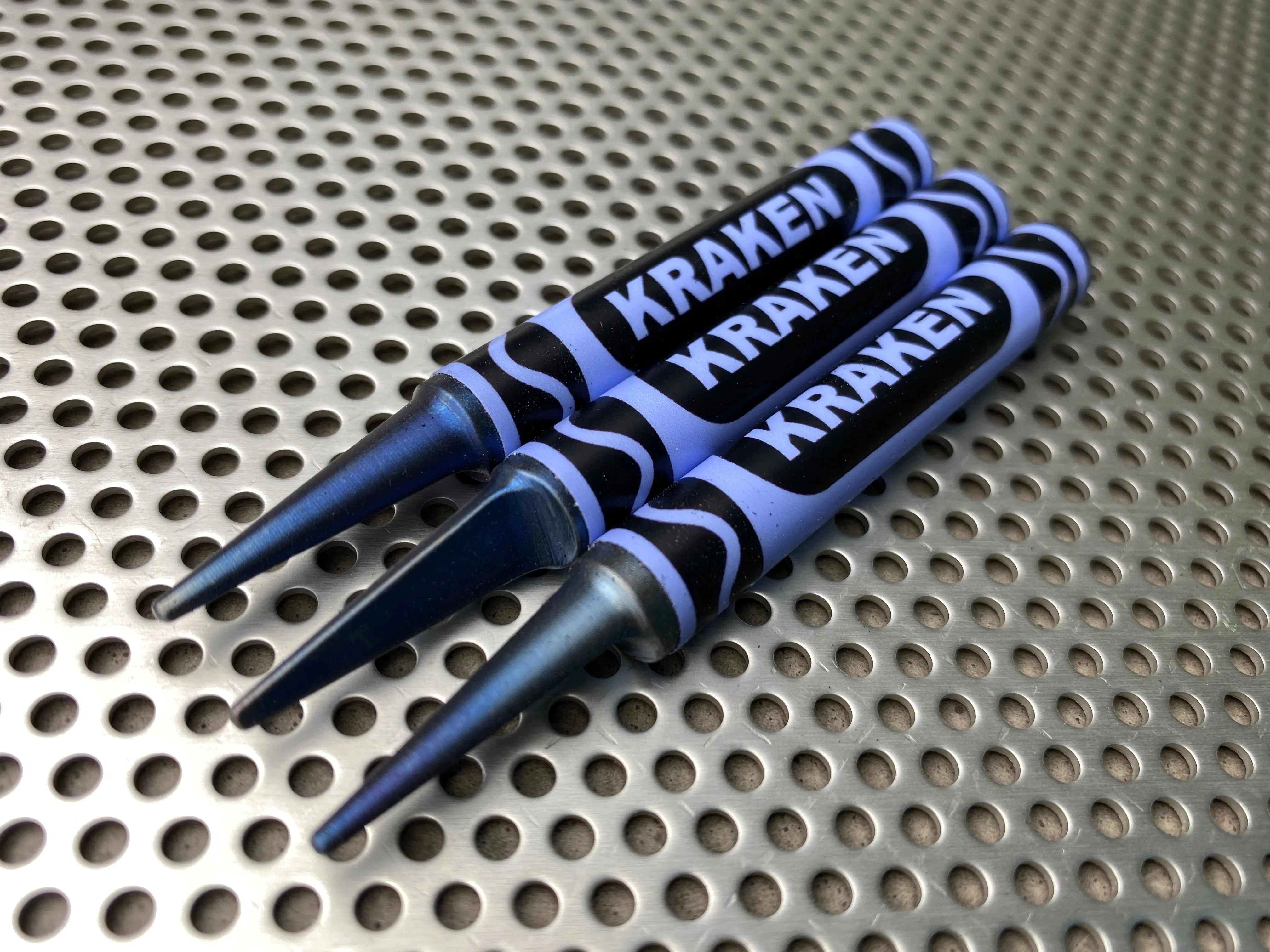 Kraken Golf Divot Tool Crayon Carbon Blue