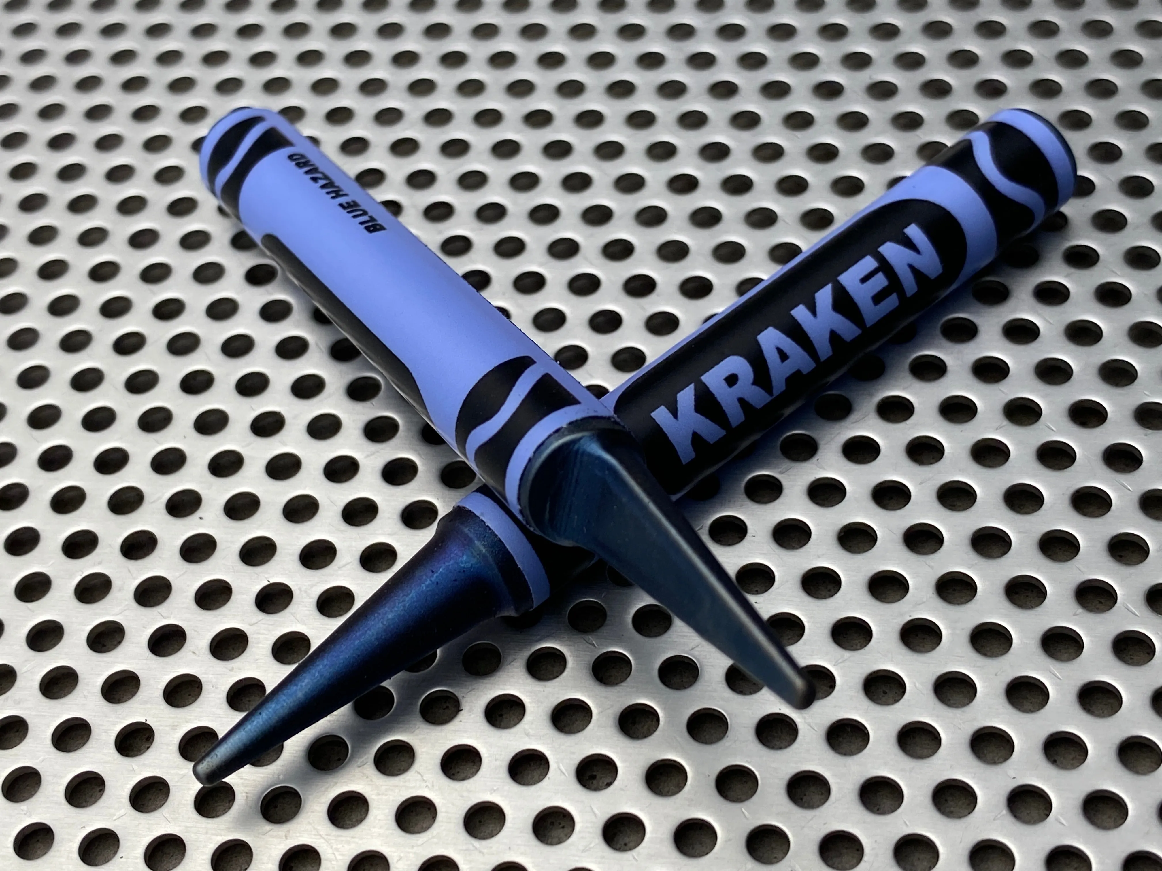 Kraken Golf Divot Tool Crayon Carbon Blue