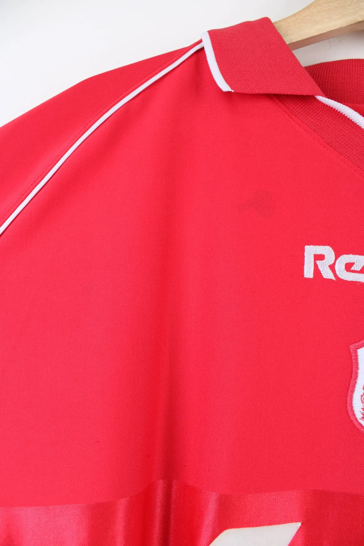 Liverpool 2000/02 Home Football Shirt