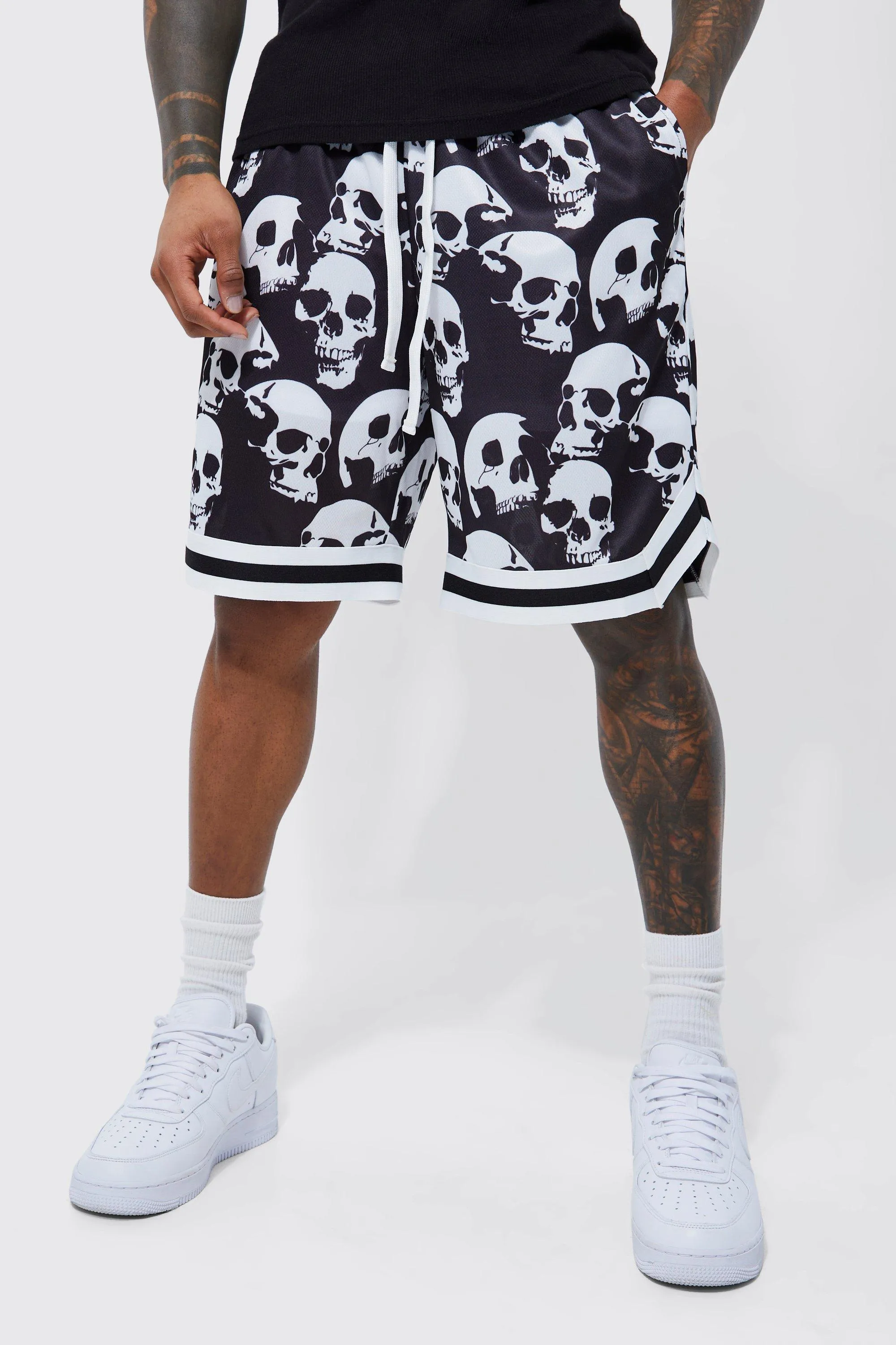 Loose Fit Skull Print Mesh Basketball Short