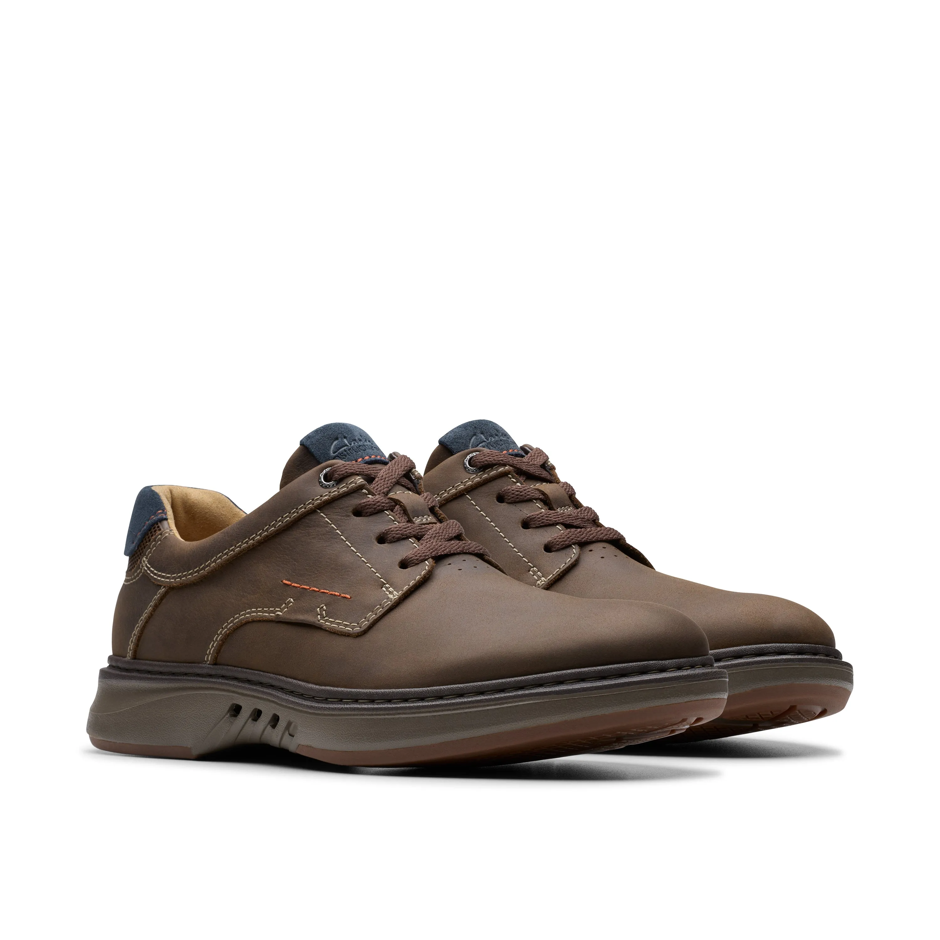 Men's Clarks Un Briley Pace Color: Brown Nubuck