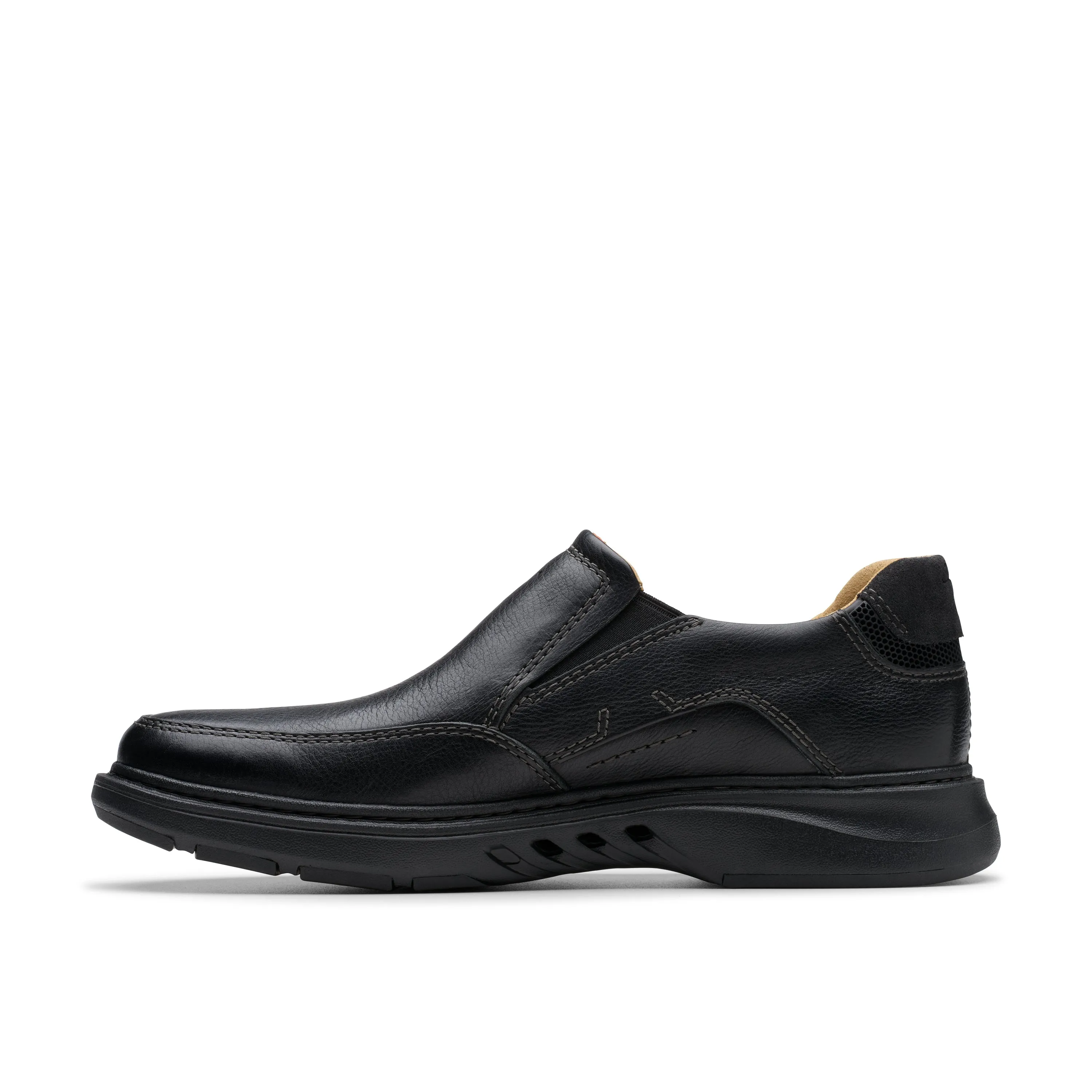 Men's Clarks Un Briley Step Color: Black Leather