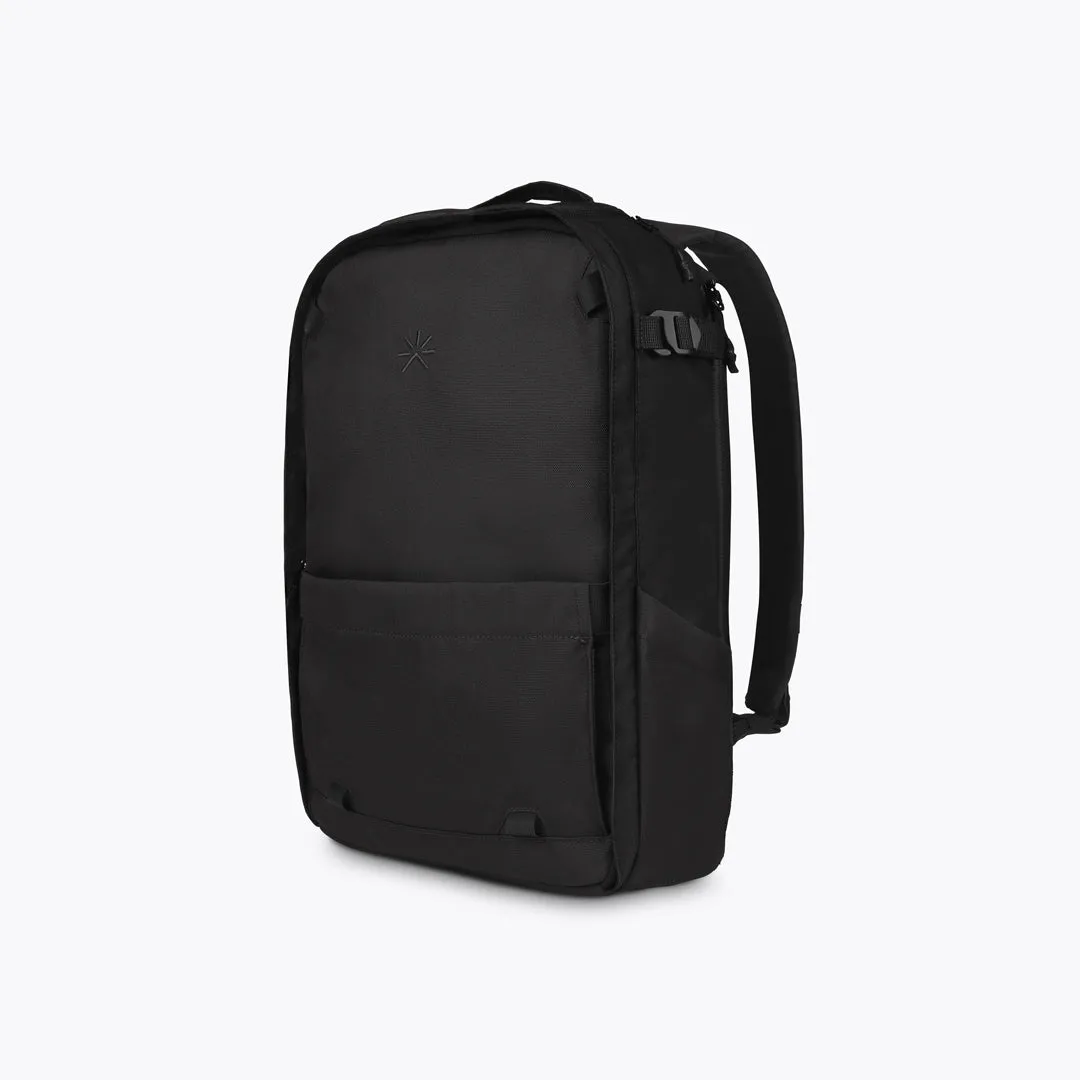 Nest Backpack All Black