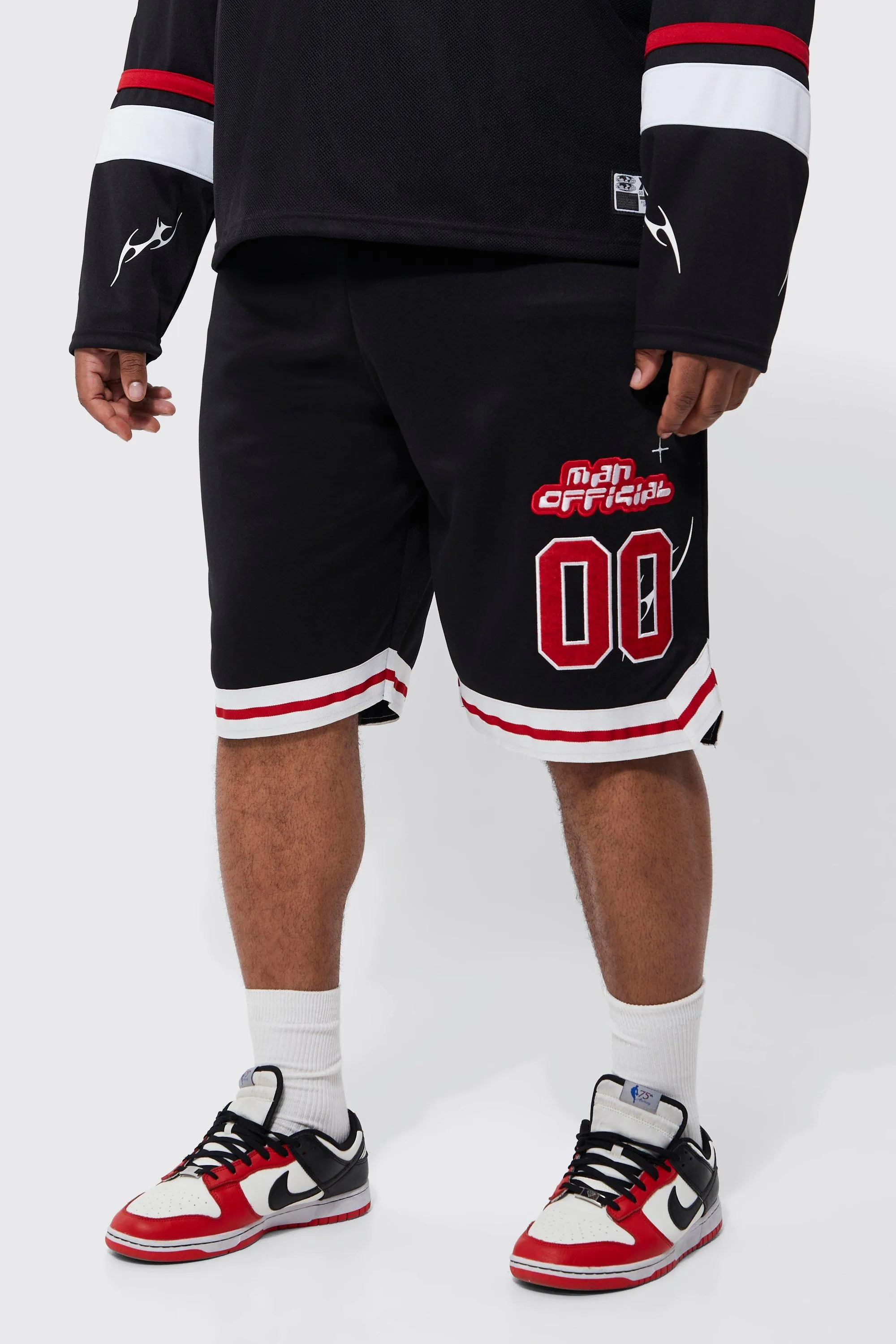 Plus Closed Mesh Graphic Basketball Short