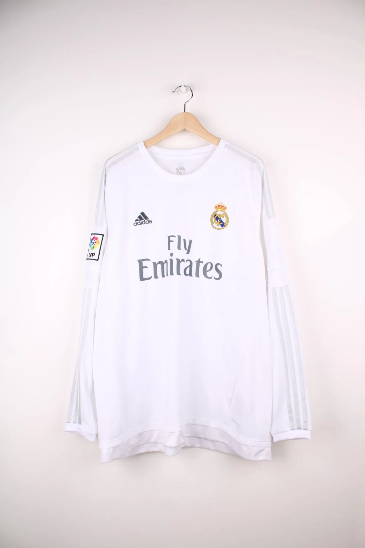 Real Madrid 2015/16 Longsleeve Football Shirt