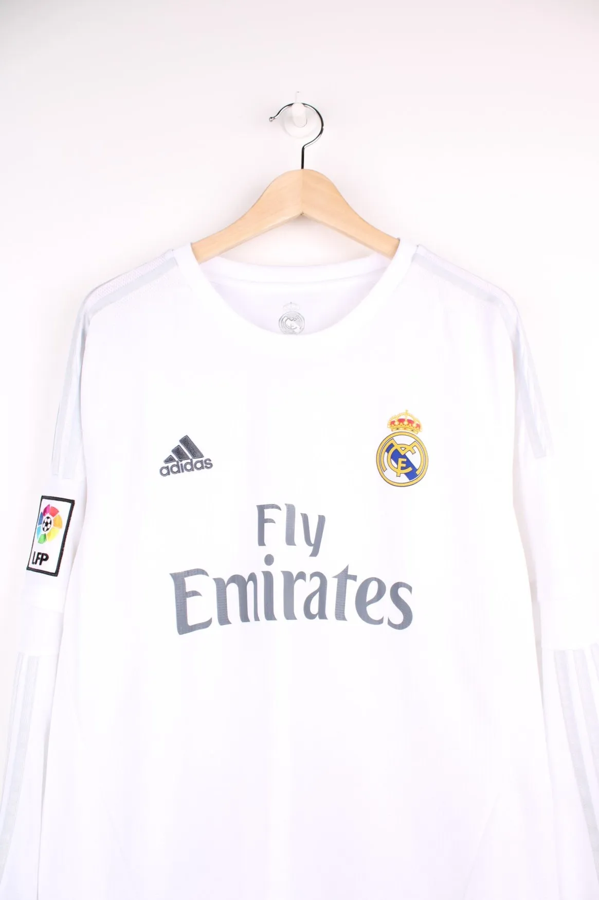 Real Madrid 2015/16 Longsleeve Football Shirt