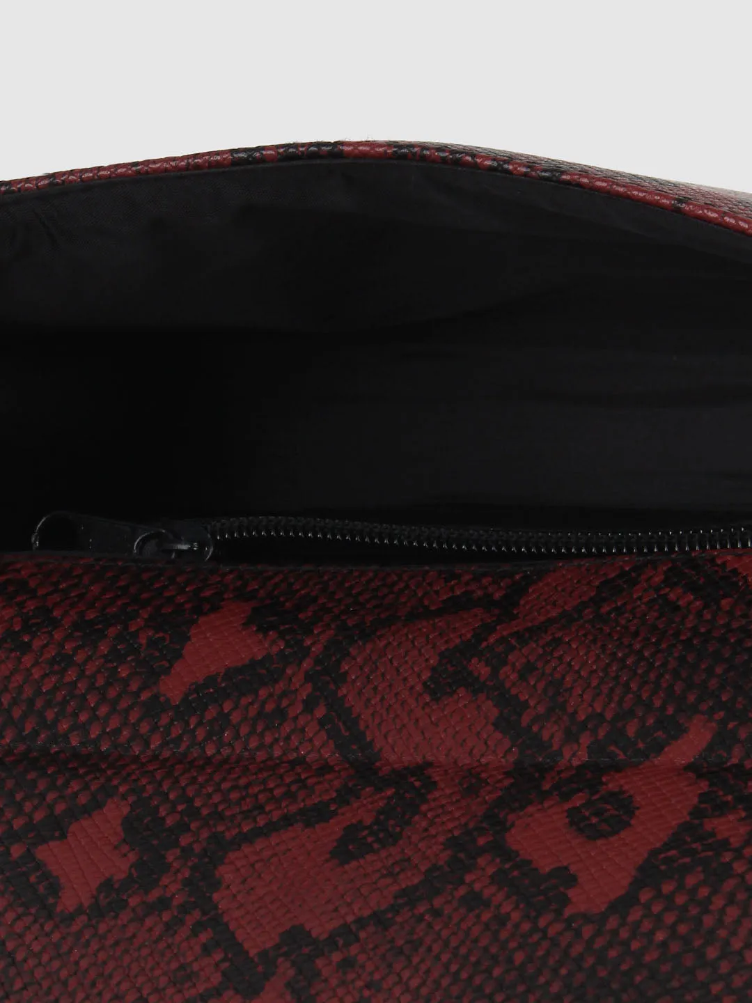 Red Snake Clutch