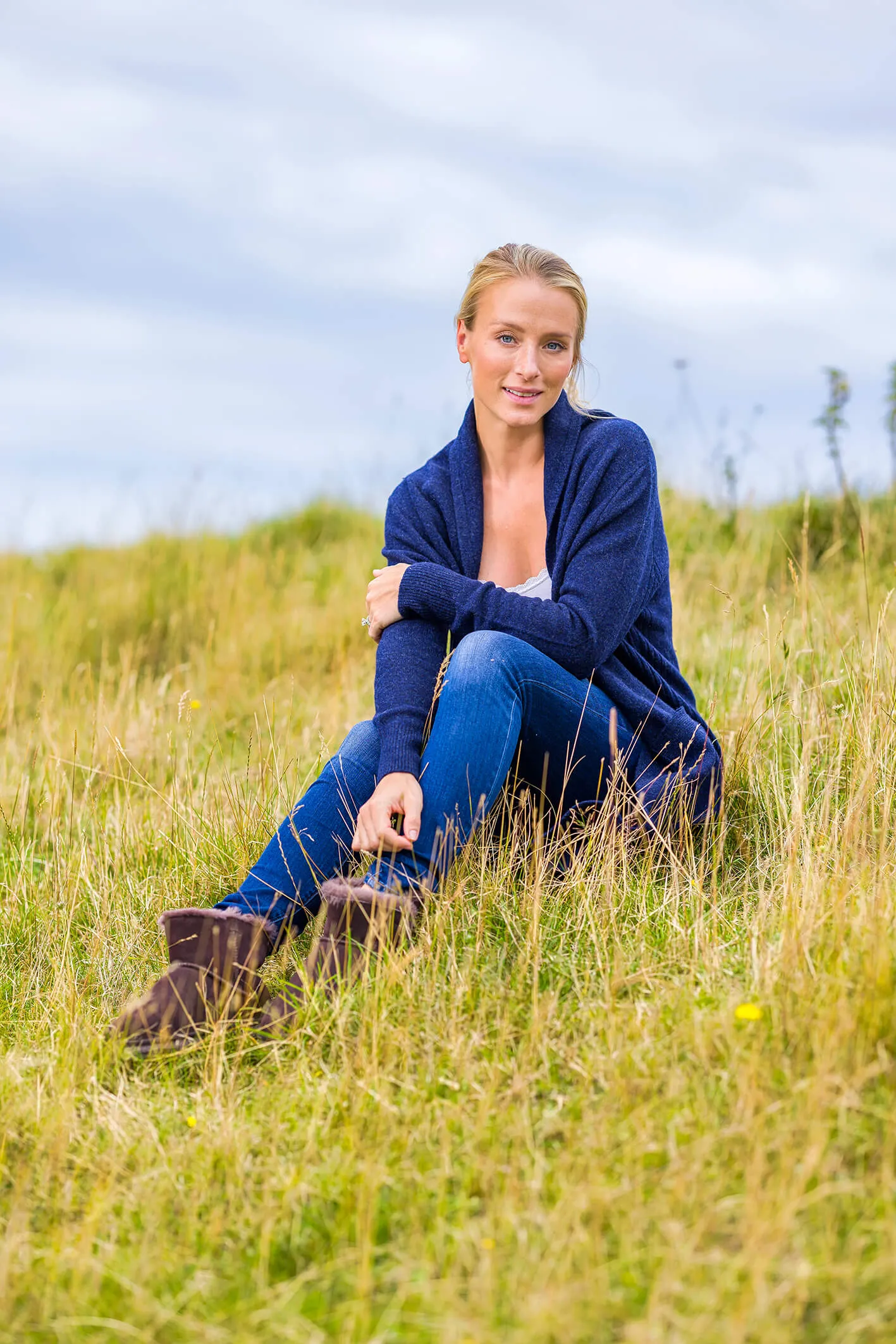 THE LAMBSWOOL CARDIGAN