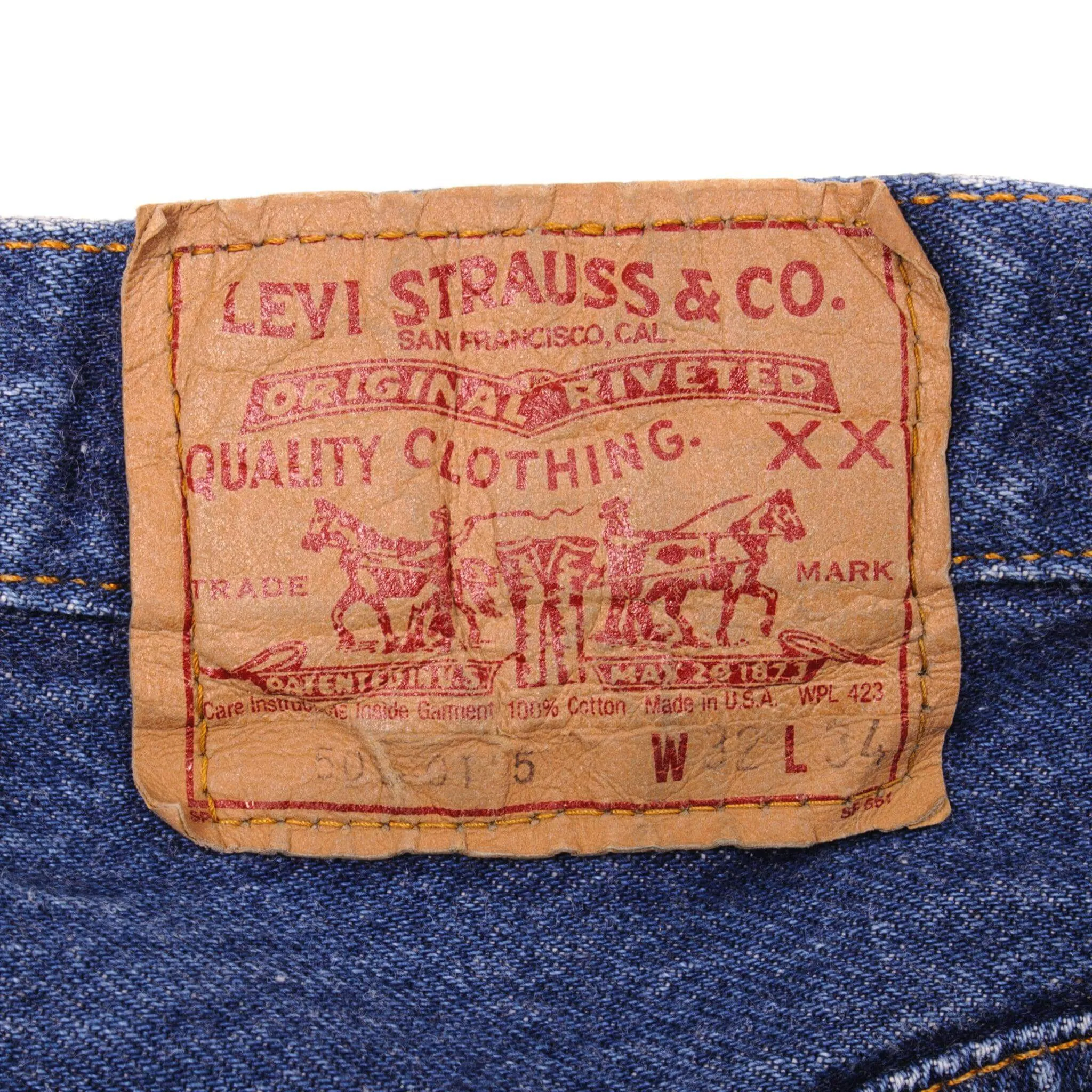 VINTAGE LEVIS 501 JEANS INDIGO SIZE W30 L32 MADE IN USA